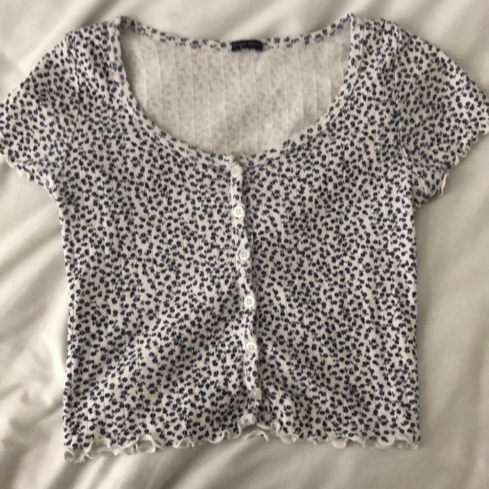 brandy melville floral zelly